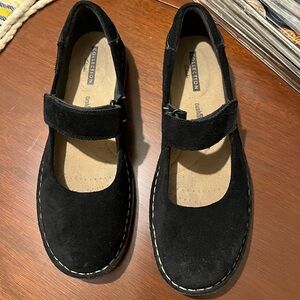 Clarks Tamitha Aster Black Suede Mary Jane Shoes Size 10
